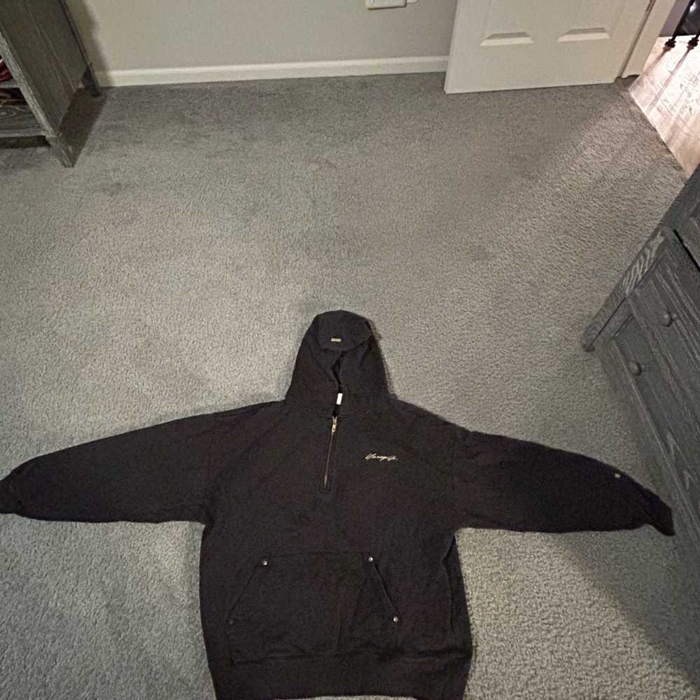 YoungLA Quarter Zip Pullover Sweatshirt - Size Medium